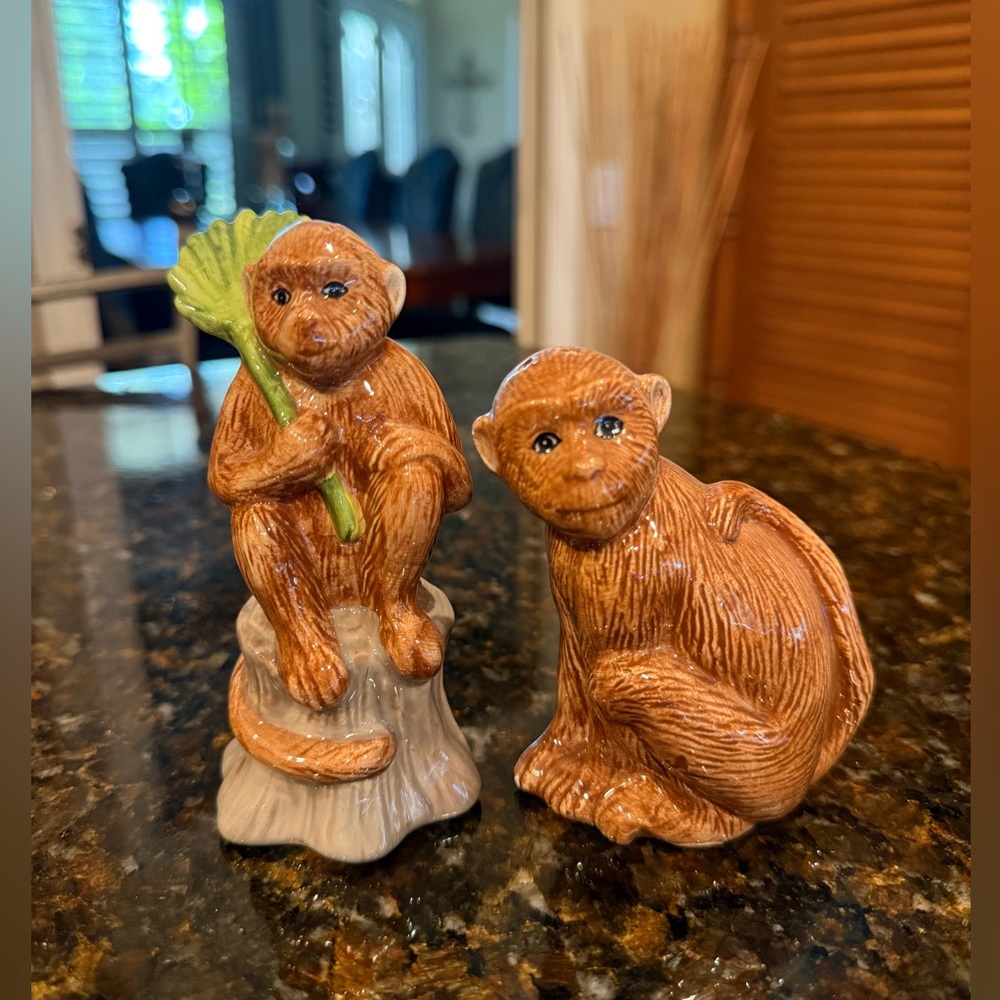 Vintage American Atelier “Monkey” Figural Salt & Pepper Shaker Set
